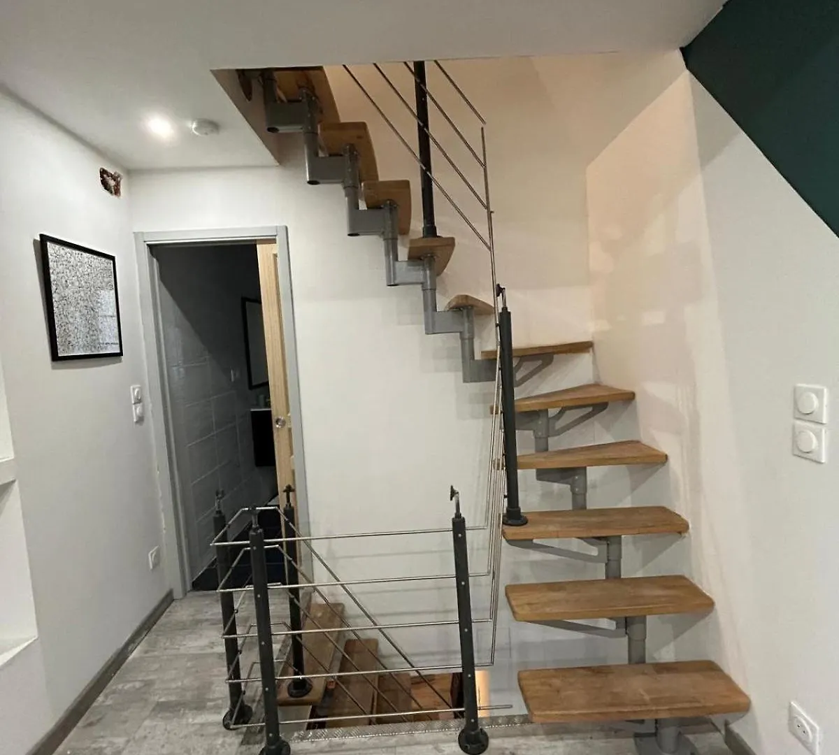 Дом отдыха Le Triplex Ruthenois, Pet Friendly, Hypercentre, Wisdhomeconciergerie Роде